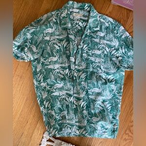 Far afield men size 4 linen shirt